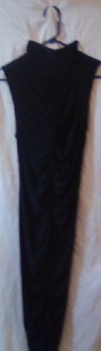 Chic Black Sleeveless Maxi Dress